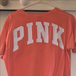 Pink brand t shirt 💕